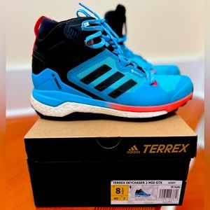 Women’s 8.5 Adidas Terrex Skychaser 2 Mid GTX Hiking Boots